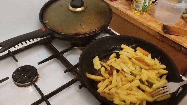 Серая жизнь в четырех стенах