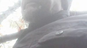 Исполняя заповедь Христа о почитании родителей, помогаю маме: вид из несомого горшка