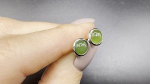 Серьги с нефритом Огранка галтовка  Форма круг НЕФ005