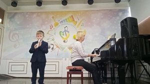 Русская народная песня "В зелёном саду" Сверигин Святослав