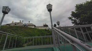 Наверх по лестнице...