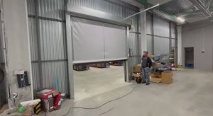 Скоростные ворота на складе