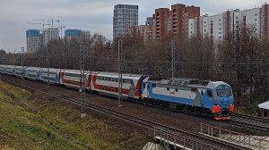 разноцветная Аврора! ЭП2К-503 с поездом №744 "Аврора" Москва–Санкт-Петербург