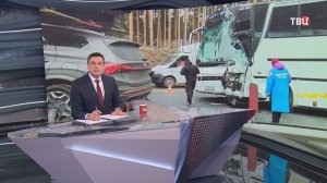 Автобус с детьми столкнулся с автовозом в Челябинской области