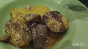 мой рецепт  мяса с картофелем😋😋😋