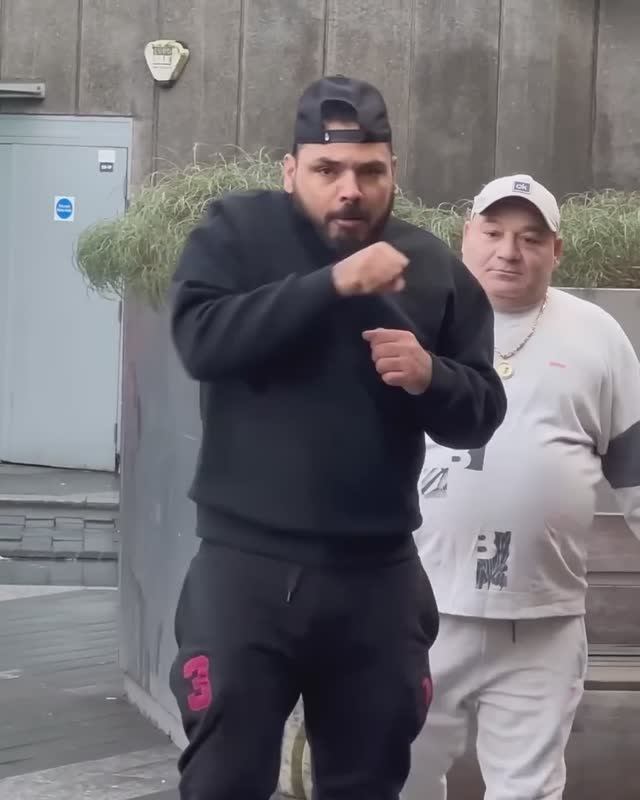 The last bit makes me laugh😁 смотреть онлайн