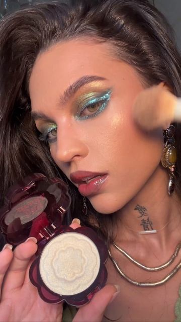 Первый хайлатер, который мне нравится!!! смотреть онлайн