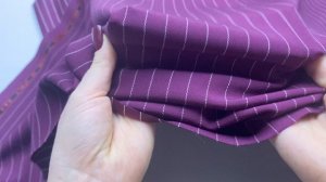 Костюмная вишнёвого цвета в белую полоску 49481