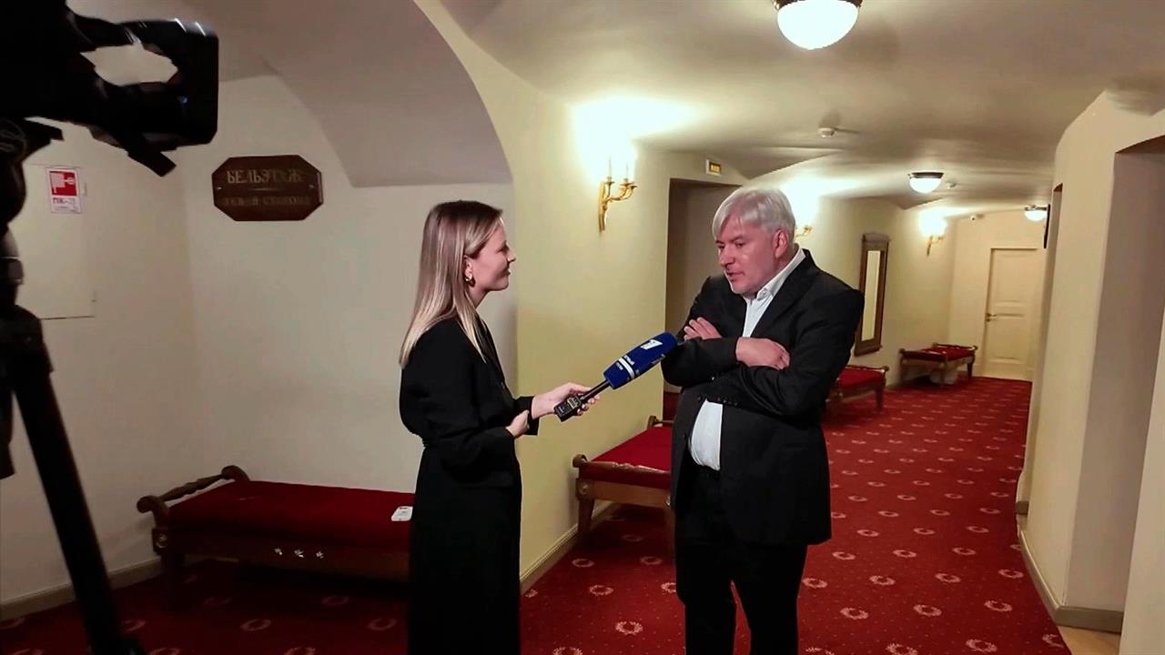 "По любви сделано" - Евгений Водолазкин о сценарии к фильму по книге "Авиатор"