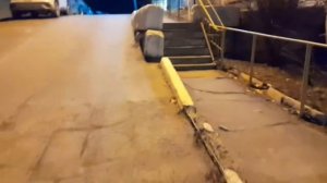 ТЕМНО ИДУ БЫСТРО ЧУДАКОВ ХВАТАЕТ