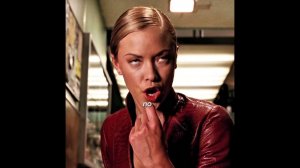 Сексуальная T-X