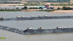 Строительство, дорога на озере , обзор