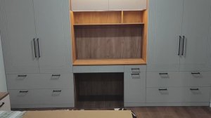 Стенка с рабочей зоной и подсветкой 201