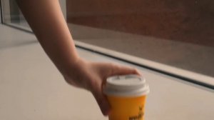 Один день из жизни стаканчика кофе