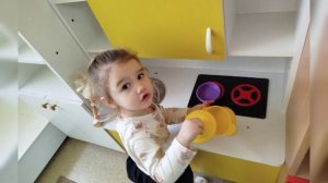 "Знакомство с посудой🍽"
Гр. раннего возраста "Карапузики".
С. И. Шавлова, Л. А. Шушура. 👍