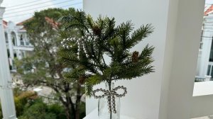 своими руками бантик 🎀 из бусин декор на новогоднюю елочку 🎄🎄🎄