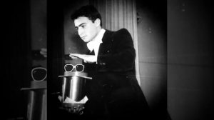 Фокусник иллюзионист Михаил Мостославский