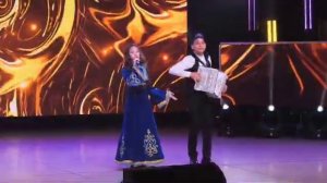 Яшлзр ничек матур итеп җырлыйлар