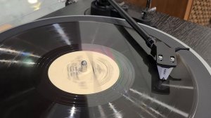 DUAL CS 429-Это Было Недавно - Эдуард Хиль(муз. Вениамина Баснера, сл. М Матусовского)1966, СССР