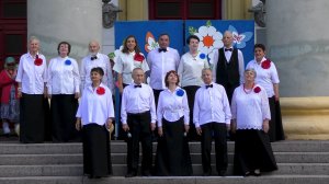 Хор " С песней по жизни " . " Как прекрасен этот мир "