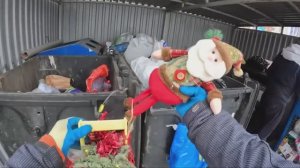 Как_я_зарабатываю_лазая_по_мусоркам_Москвы_Dumpster_Diving_RUSSIA26