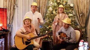 Как птенцы из гнезда мы выпали