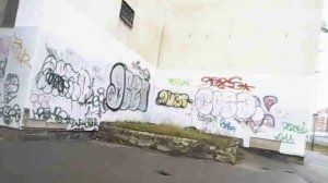 Граффити у кинотеатра Спутник: искусство на улицах Дзержинска