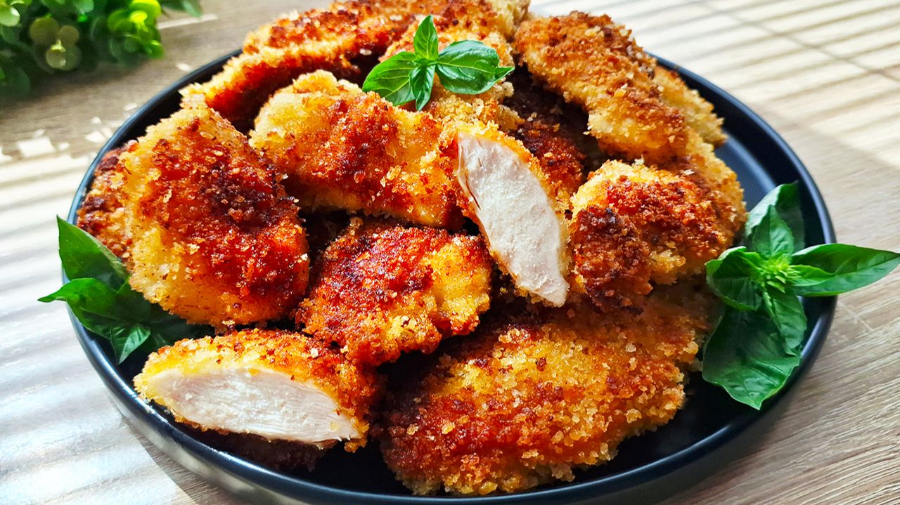 Лучшие нагетсы из куриного филе 😋! Хрустящий и насыщенный вкус! Домашний рецепт