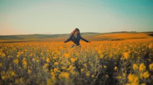 Группа "УЛЫБКИ СЕРДЦА" - ЖИТЬ НАДО КРАСИВО... (Премьера клипа 2025)