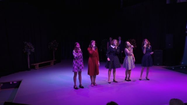 2025-11-15_Эвридика_Ретро-концерт_03_Хорошие девчата