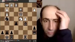 Он проявил не уважение