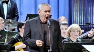 "Вот мчится тройка почтовая."
Малахит. Борис Стаценко. Илья Черноголов.
mp4