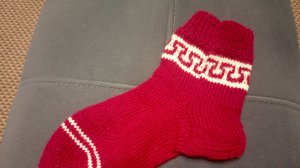 Носки спицами с ленивым жаккардом