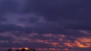 РАССВЕТ НАД ГОРОДОМ