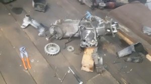 Мотор 157qmj обломали ухо картера замена крышки генератора без разбора вариатора