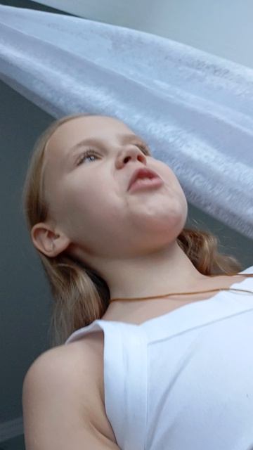 1000017486.mp4 смотреть онлайн