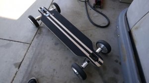 Полноприводный электро скейтборд с колёсами от гироскутера