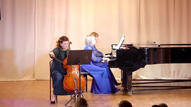 13 Лебедь, Камиль Сен-Санс "Карнавал животных", исп. форт. кв. "Гармония", виолончель - И.Г. Попова смотреть онлайн