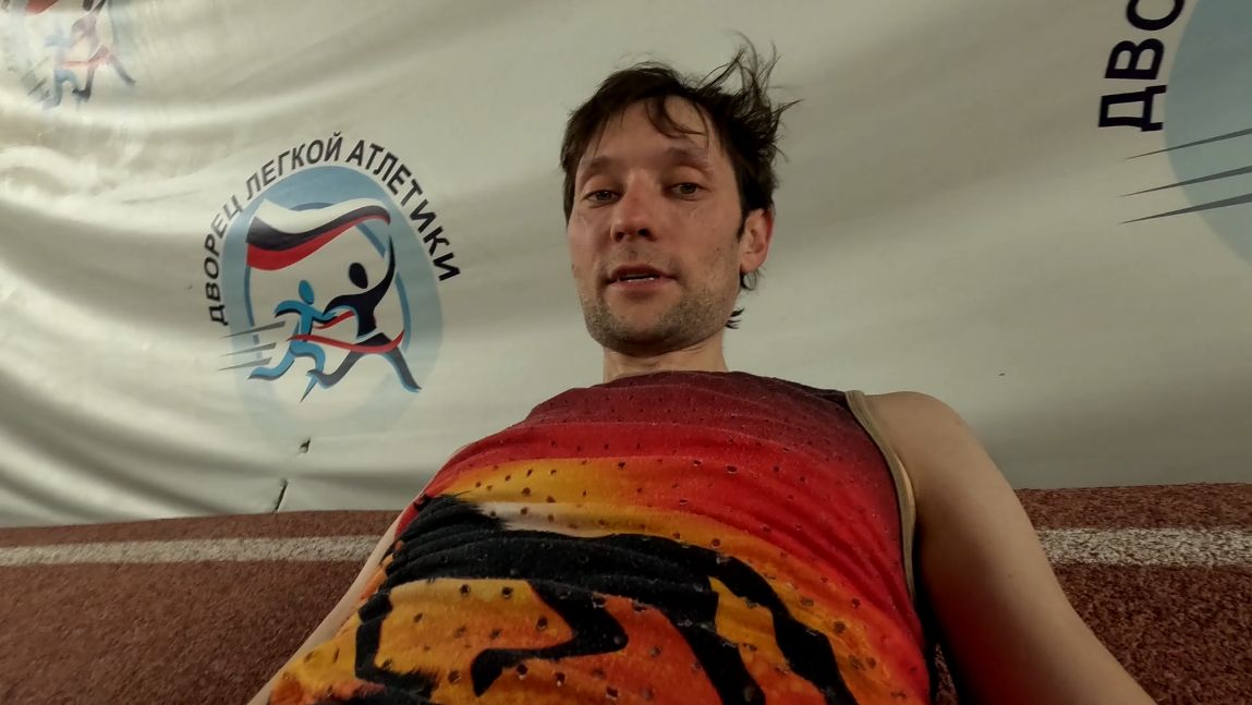 Тренируюсь два раза в день, каждый день. Интервальная тренировка 6 раз по 1 км. День 3-5.