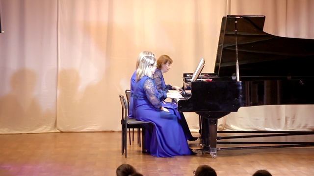 05 Слон, Камиль Сен-Санс "Карнавал животных", исп. фортепианный квартет "Гармония" смотреть онлайн