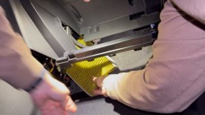 Замена салонного фильтра с вертикальными складками в Nissan X-Trail T32