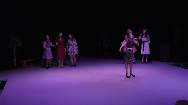 2025-11-15_Эвридика_Ретро-концерт_04_Песенка о медведях