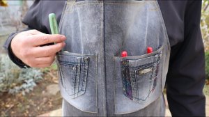 Муж чуть не заплакал от счастья, когда увидел, какой подарок я для него сделала из старых джинсов