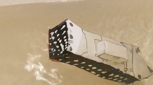 крутой корабль тонет