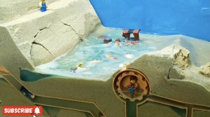 Песок лего и вода