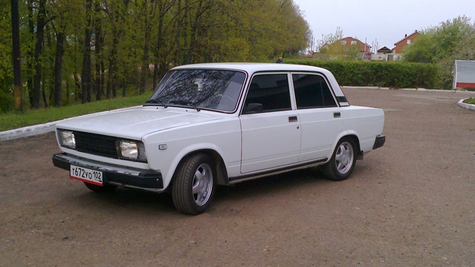Perka 1:64 ВАЗ 2105 Так ли все хорошо!?) смотреть онлайн