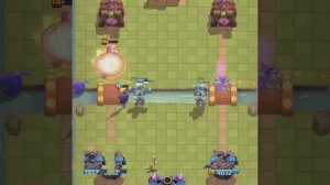 Бомбер клеш рояль эдит