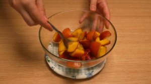 Такой пирог с персиками вы точно будете печь снова и снова