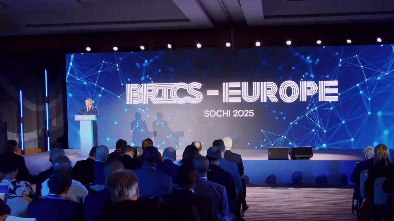 В Сочи открылся международный форум БРИКС-Европа.