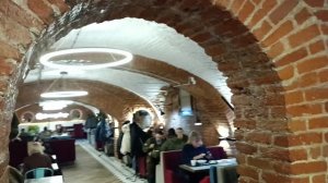 Любимая столовая в старинном здании 19 -го века